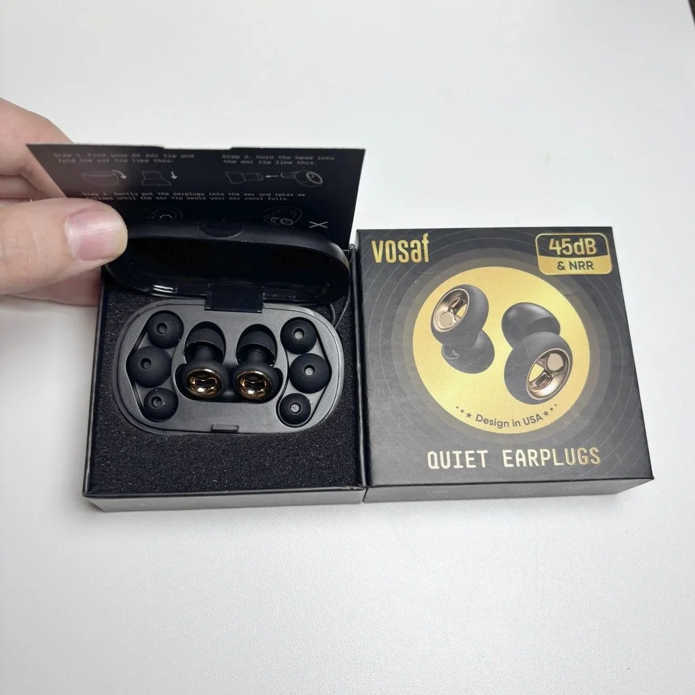Vosaf SE-01 Reusable Quiet Earplugs 45dB NRR Noise Reduction Black Gold Case - Picture 3 of 5